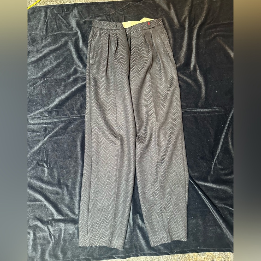 Emanuel Ungaro Gray Dress Pants Classic Pleated Design
